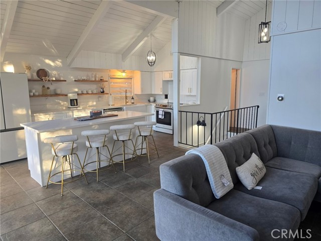 Property photo of 628 Rose LN