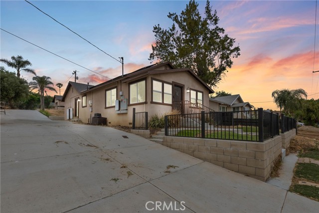 Property photo of 4072 Acacia AV