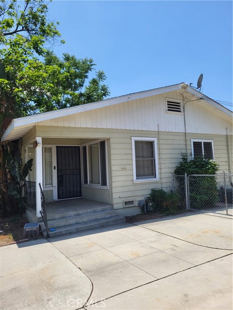 Property photo of 253 S Franklin ST