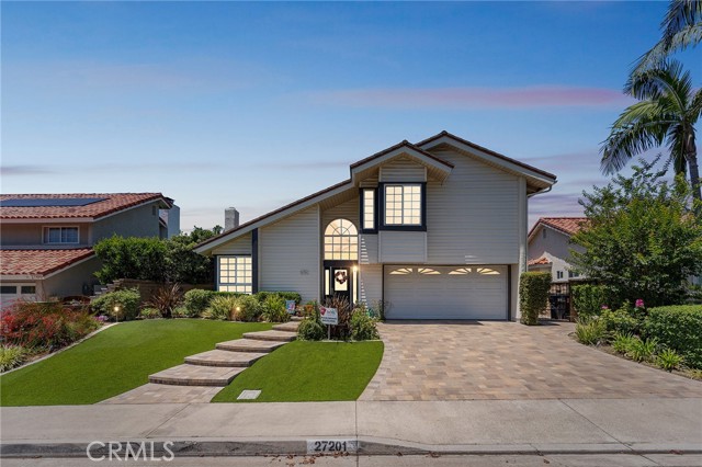Property photo of 27201 Via Aurora