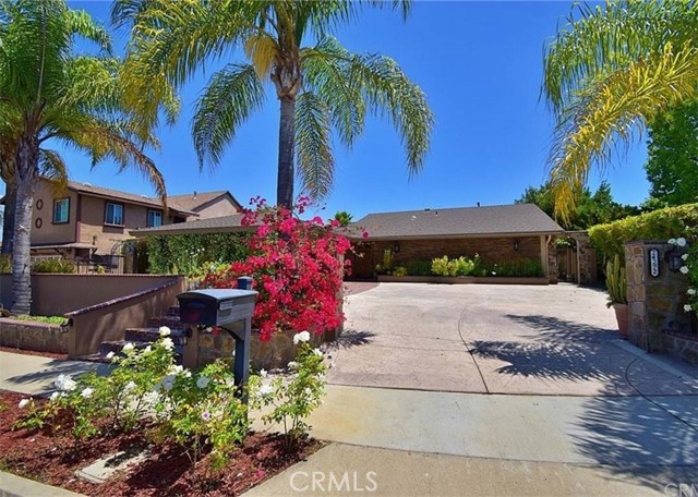 Property photo of 24272 Lysanda DR