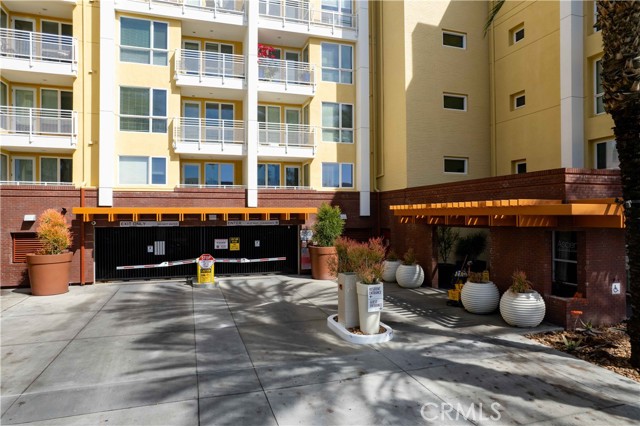 Property photo of 21301 Erwin ST