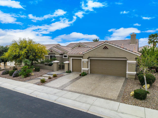 Property photo of 35707 Stonebriar DR