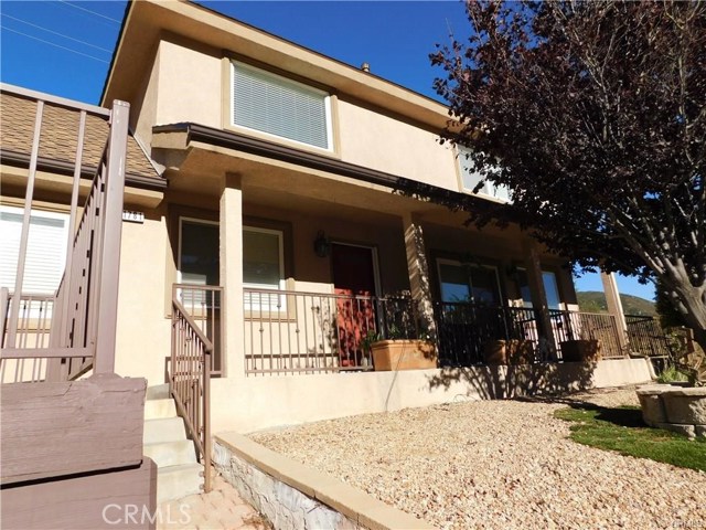 Property photo of 1781 E Forest LN