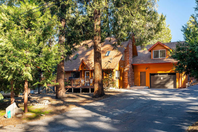 Property photo of 52172 Acorn LN