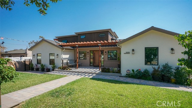 Property photo of 2806 Manhattan