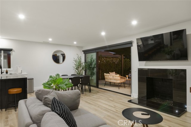 Property photo of 4555 Oakdale ST