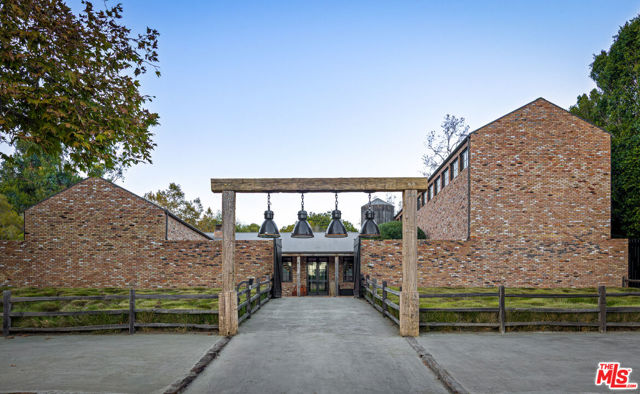 Property photo of 13215 Riviera Ranch RD