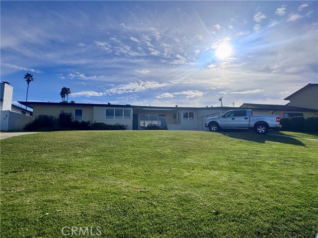 Property photo of 924 Calle Miramar