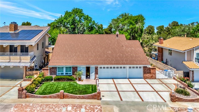 Photo of 433 Fairway Dr