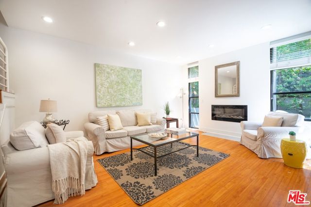 Property photo of 1427 18th ST