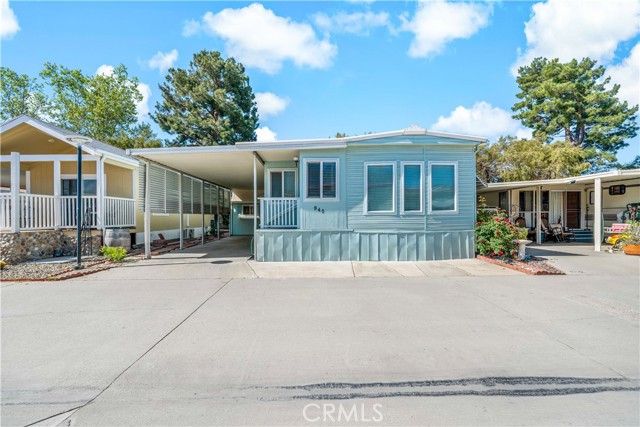 Property photo of 842 Acorn DR