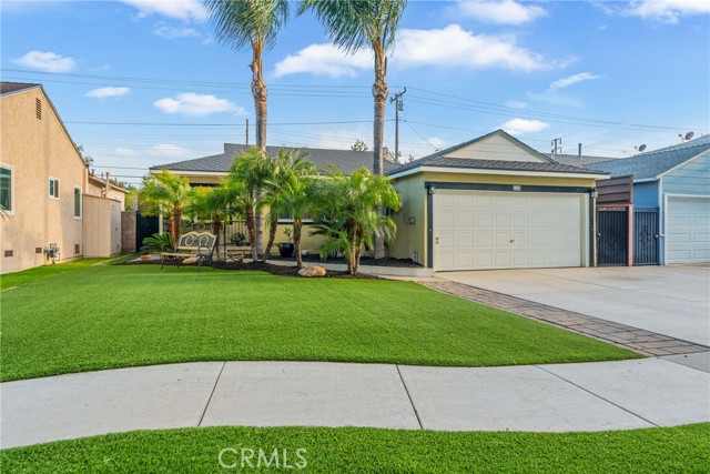 Property photo of 7056 Schroll ST