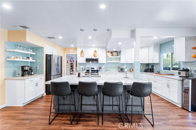 Photo of 1864 N Shattuck Pl