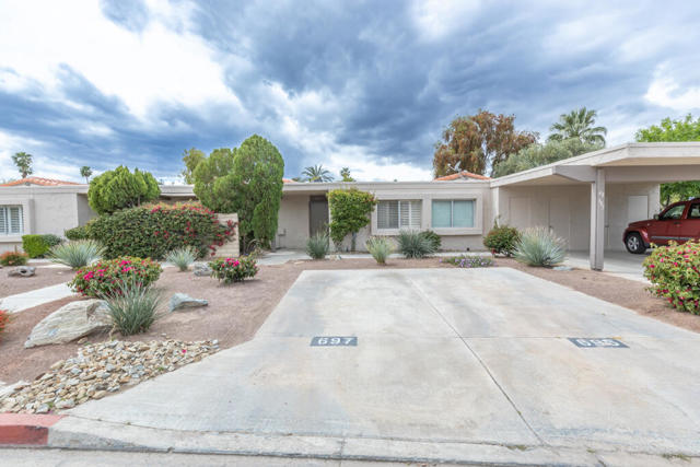 Property photo of 48697 Eisenhower DR