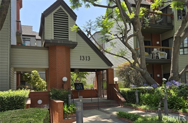 Photo of 1313 Valley View Rd