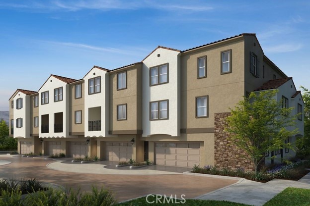 Property photo of 2430 E Lincoln AV