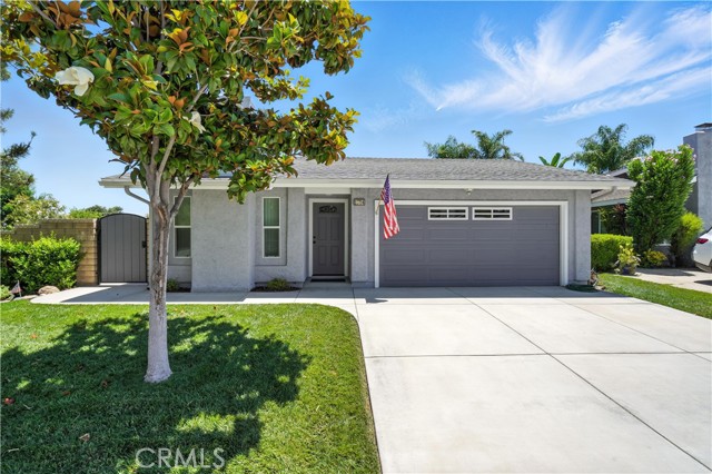Property photo of 25796 Olivas Park RD