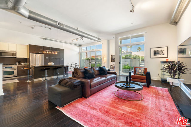 Property photo of 13320 Beach AV