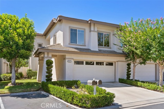 Property photo of 15 Niblick LN