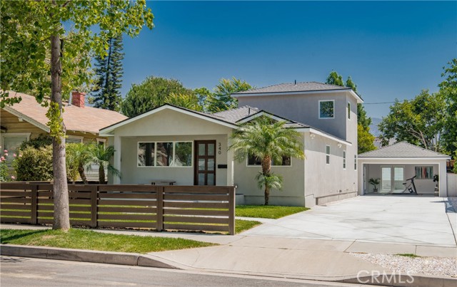 Property photo of 340 N Mariposa ST