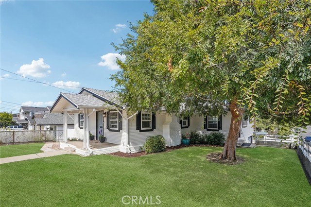 Property photo of 836 Loma Vista ST