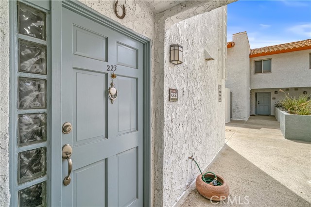Property photo of 280 S Avenida Caballeros