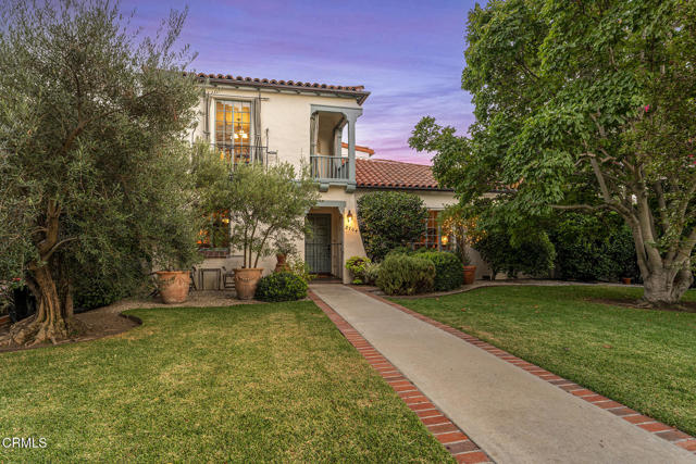 Property photo of 2704 Fleur DR