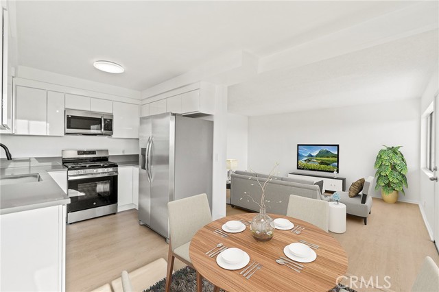 Property photo of 420 N Market ST