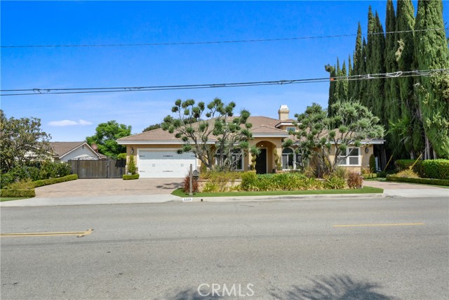 Property photo of 3329 E VIRGINIA AV