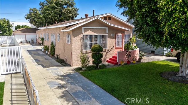 Property photo of 4539 E 53rd st