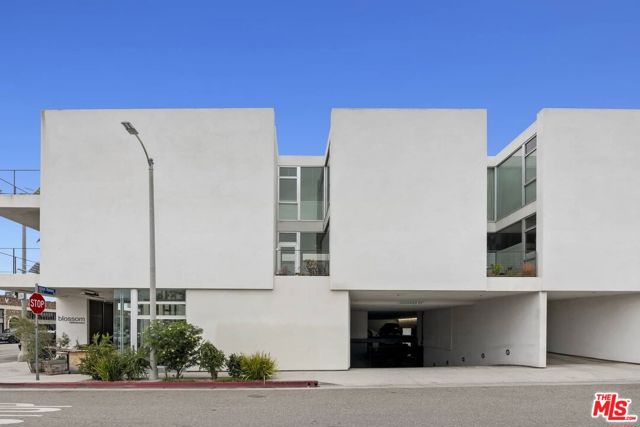 Photo of 1121 Abbot Kinney Bl