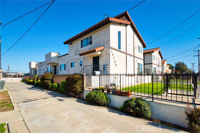 Property photo of 16720 S Dalton AV