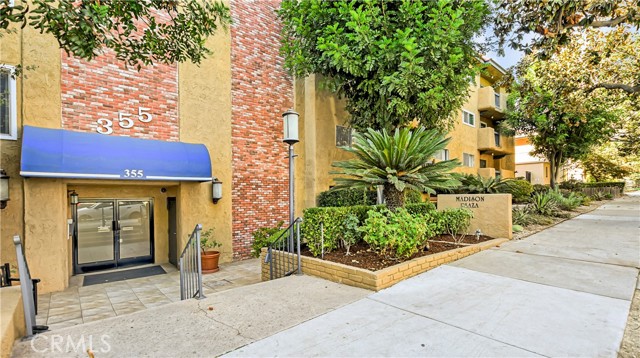 Property photo of 355 S Madison