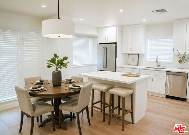 Property photo of 10233 S 5th AV