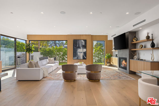 Property photo of 3021 Stanford AV