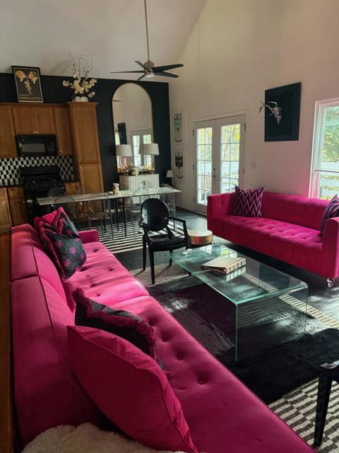 Property photo of 759 Ivy LN