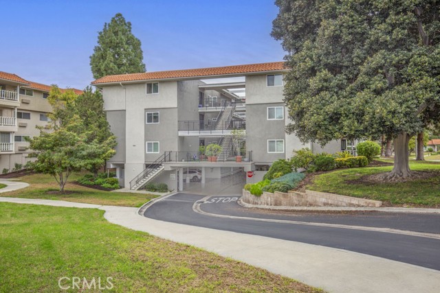 Photo of 2402 Via Mariposa W Unit 1c