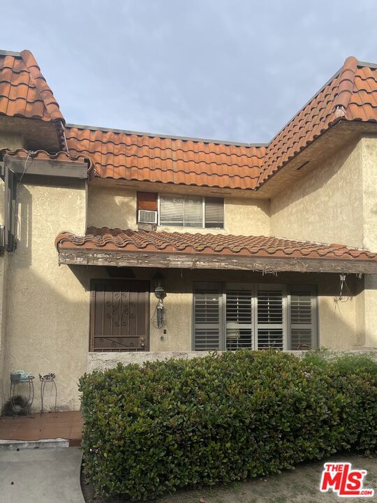 Property photo of 14008 Clarkdale AV