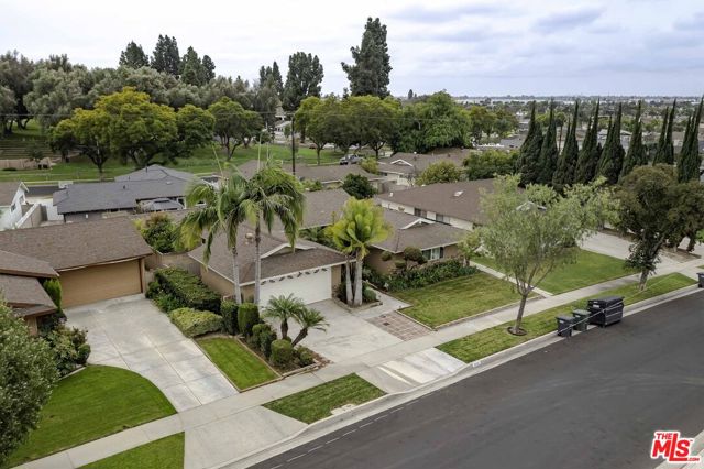 Property photo of 14420 Bridgewood DR