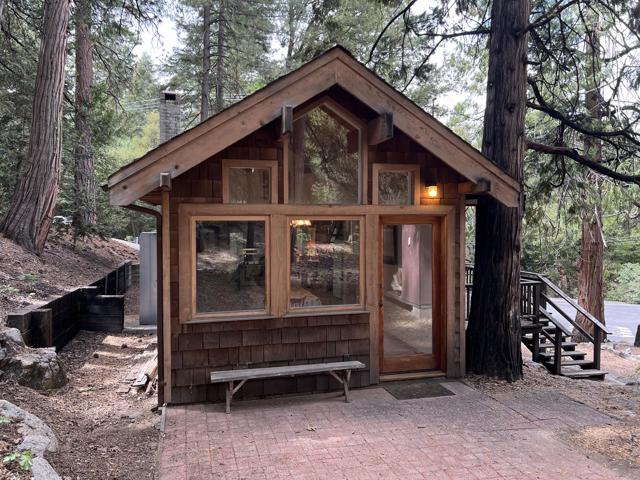 Property photo of 52635 Sylvan WY