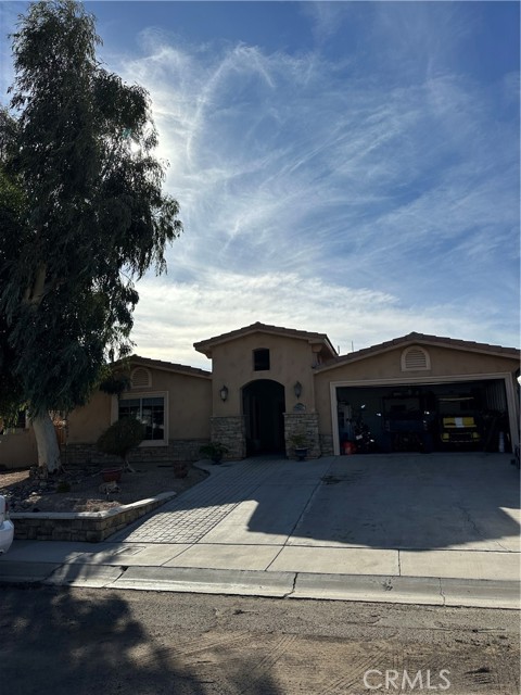 Photo of 829 Beach Dr