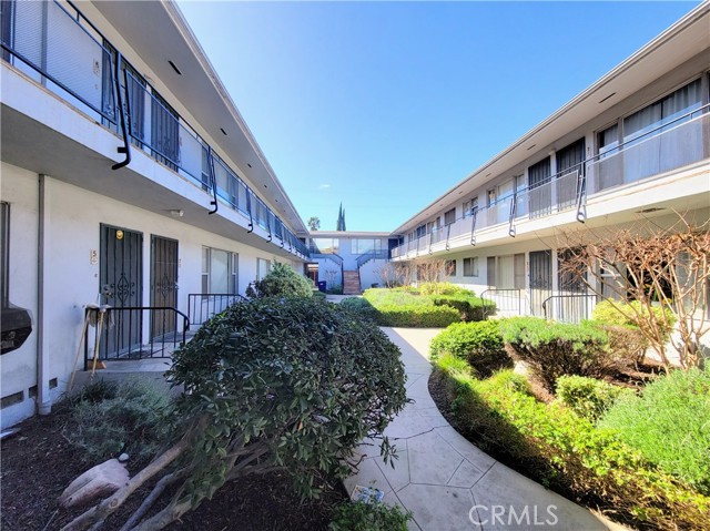 Property photo of 735 Cedar AV