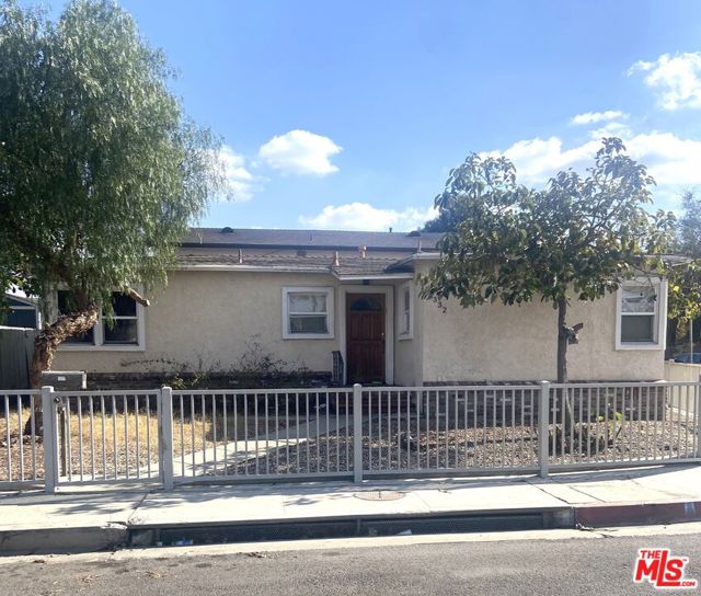 Property photo of 2332 S Highland AV