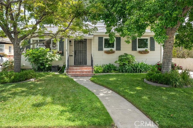 Property photo of 850 N Naomi ST