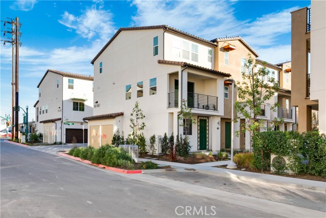 Property photo of 667 Limoncello LN