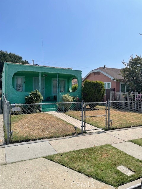 Property photo of 1322 E 70th ST