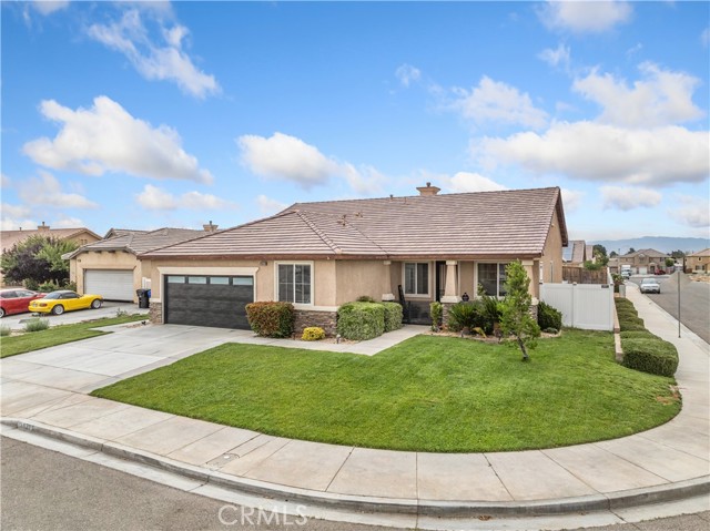 Property photo of 15631 Moccasin CT