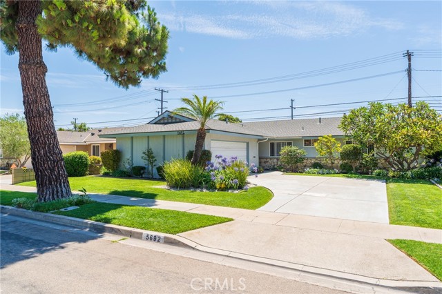 Property photo of 5692 Richmond AV