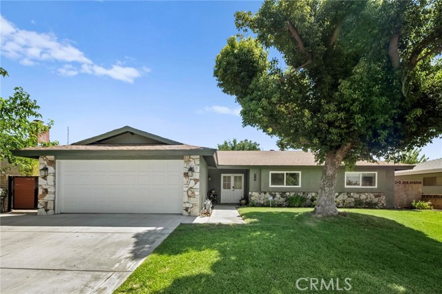 Property photo of 12815 Lantana AV